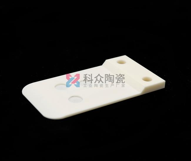 剛玉陶瓷有什么優(yōu)點(diǎn)及應(yīng)用呢？（圖）